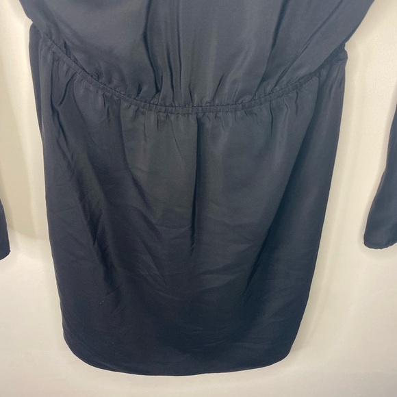 Parker Women's Black and Cream Silk V Neck Mini Dress Size Medium Classic Dressy - Picture 12 of 16